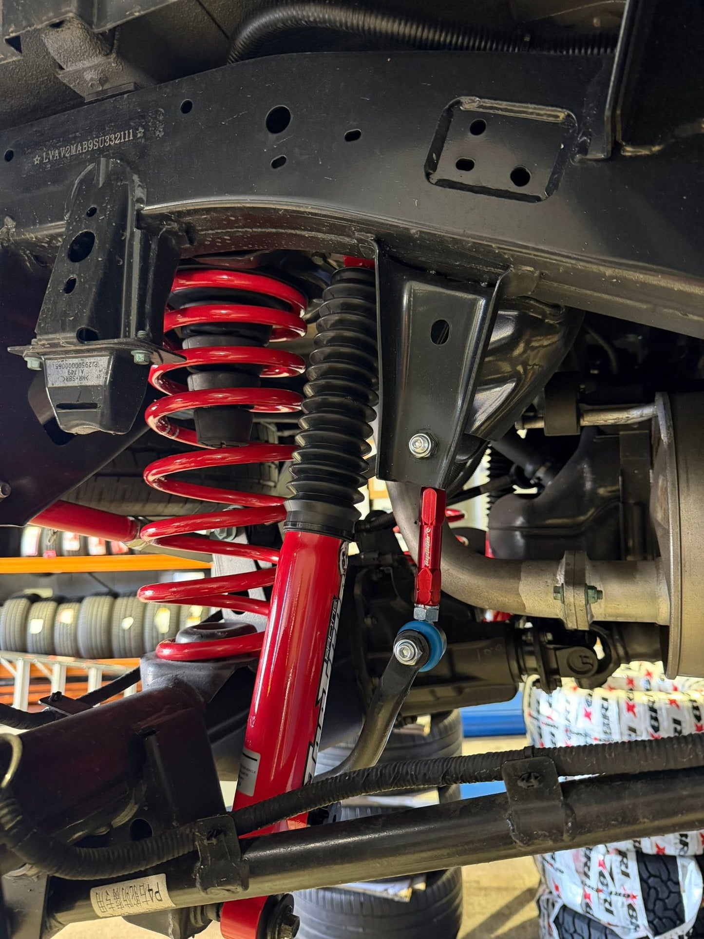 FOTON TUNLAND V9 (Rear Coil Model) – 2" Nitro Lift Kit FULL KIT