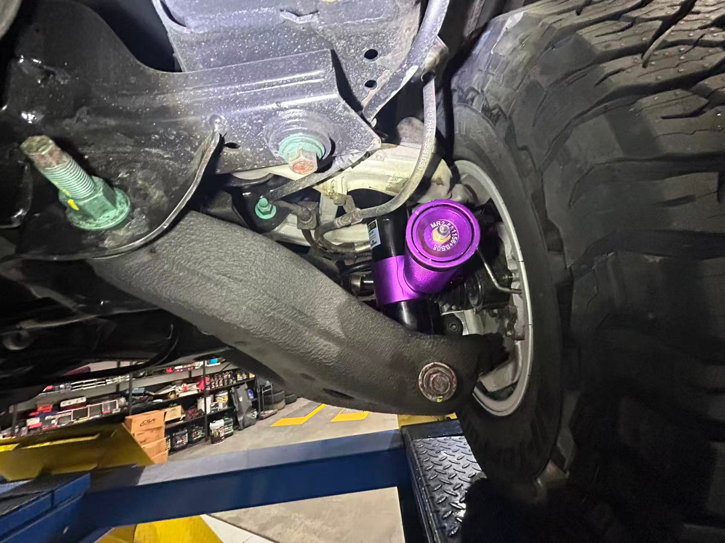 BYD Shark 6 Lift Kit – Mamba Racing 1.5” Remote Reservoir RACING SERIES